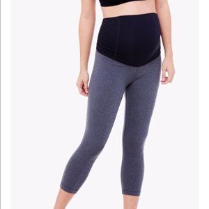 Isabel Maternity Crossover Panel Capri Leggings XS